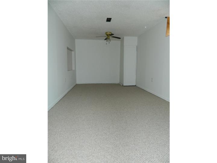 25 Blue Grass Road Clementon, NJ 08021 - Photo 20 of 25 a view of a hallway with closet