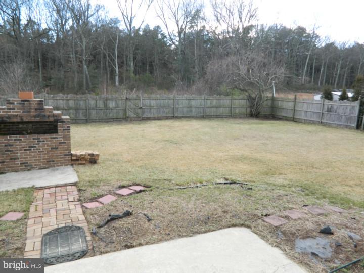 25 Blue Grass Road Clementon, NJ 08021 - Photo 23 of 25 a view of a terrace with a yard