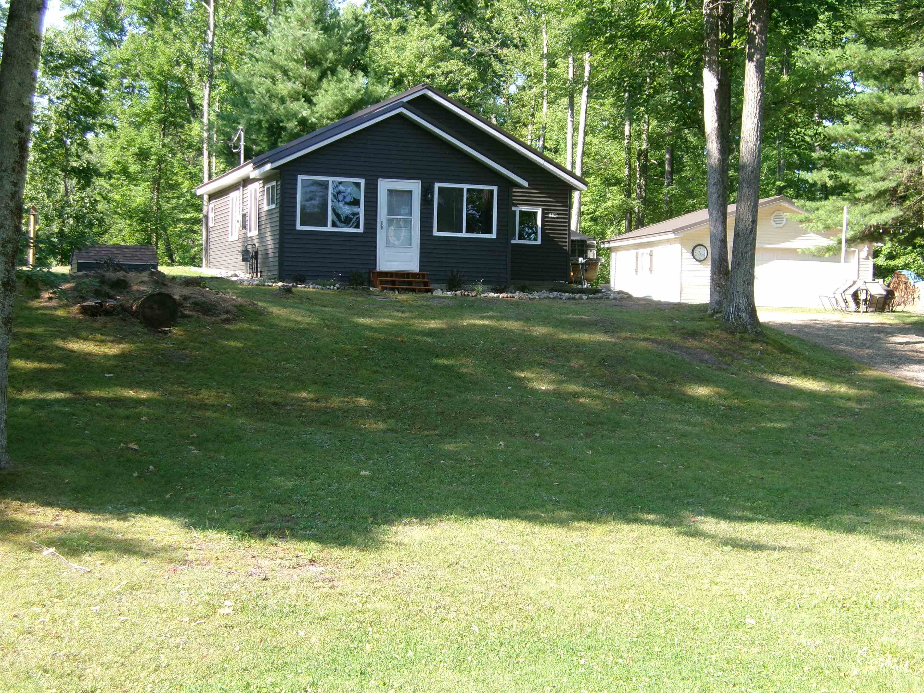 1808 Arbor Road Lake, MI 48632 - Photo 1 of 46