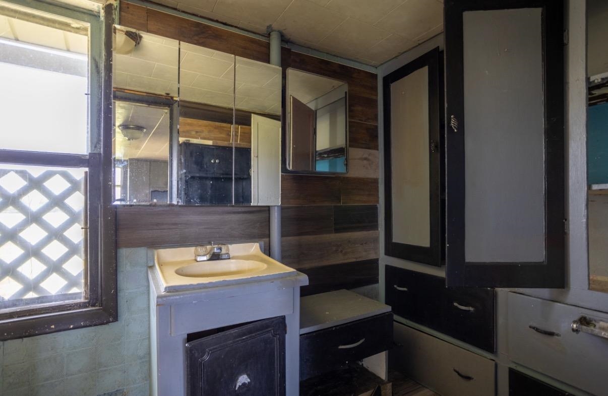 1711 North Sheridan Road Lennon, MI 48449 - Photo 4 of 16