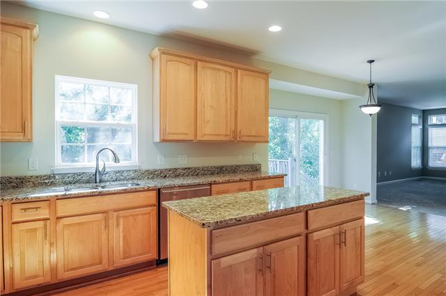 1477 Timber Ridge Circle Nashville, TN 37211 - Photo 9 of 20 Open and bright kitchen