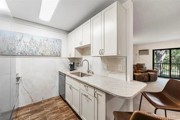$277,000 | 1200 Golden Circle, Unit 204, Golden, CO 80401