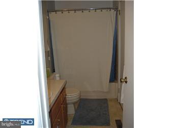 1060 Old Forge Road New Castle, DE 19720 - Photo 8 of 10 Bathroom