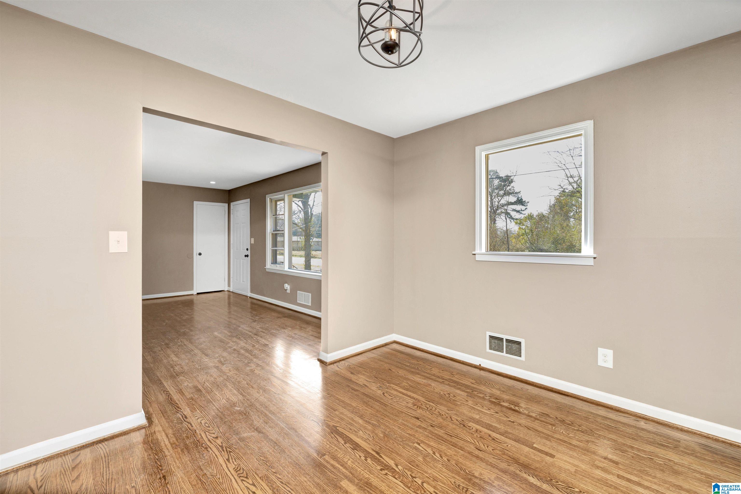 412 Sunhill Road Northwest Birmingham, AL 35215 - Photo 9 of 23
