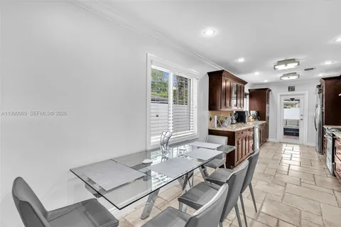 $940,000 | 851 Bluebird Avenue, Miami Springs, FL 33166