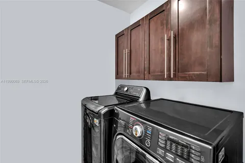 $940,000 | 851 Bluebird Avenue, Miami Springs, FL 33166