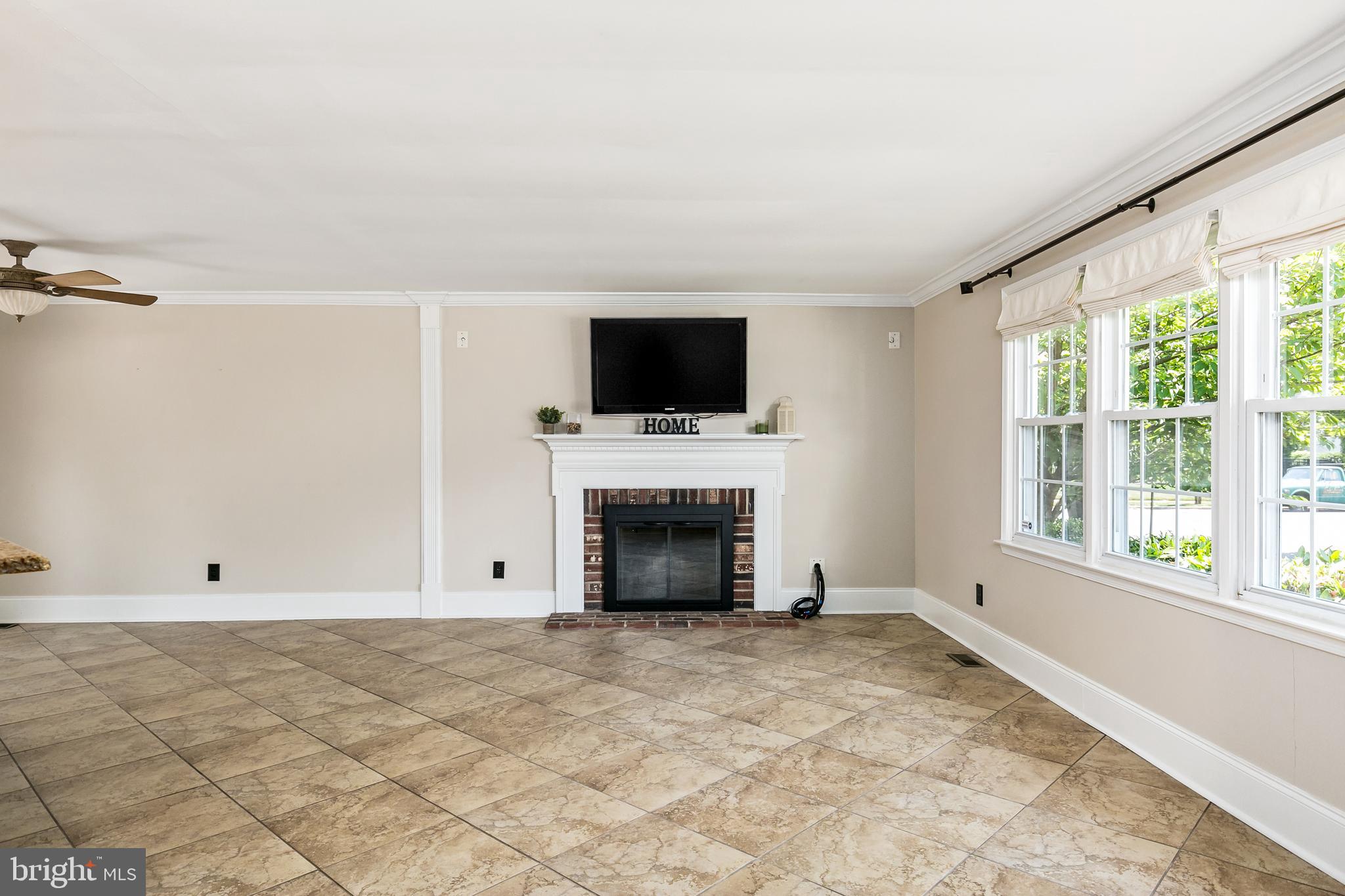 278 Burning Tree Road Delran, NJ 08075 - Photo 12 of 30 Gallery Image 12