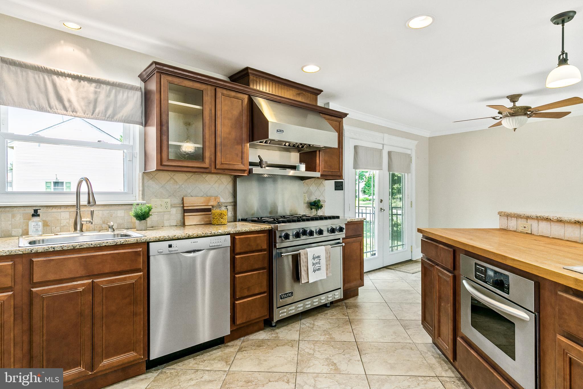 278 Burning Tree Road Delran, NJ 08075 - Photo 4 of 30 Gallery Image 4