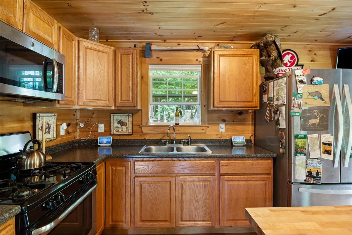 51 Moose Cove Lodge Road Bridgton, ME 04009 - Photo 17 of 32 17-51_Moose_Cove_Lodge_Rd_17