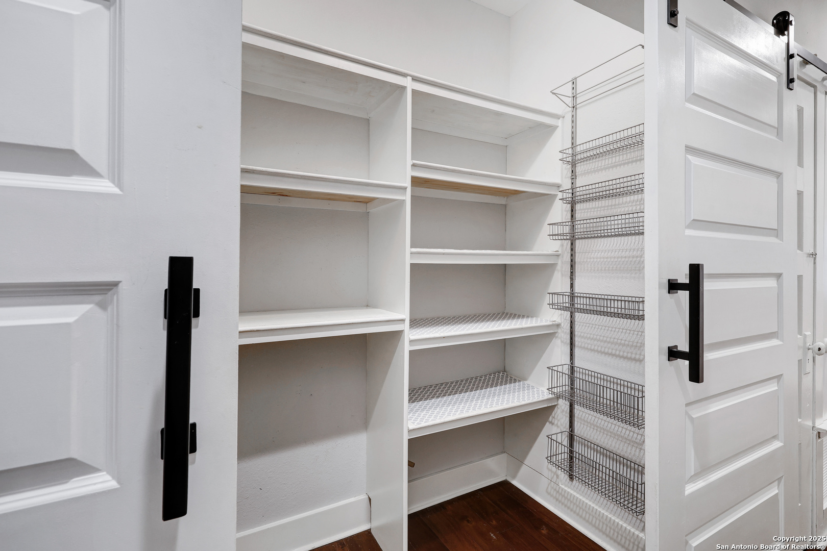 118 Routt Street Alamo Heights, TX 78209 - Photo 14 of 66