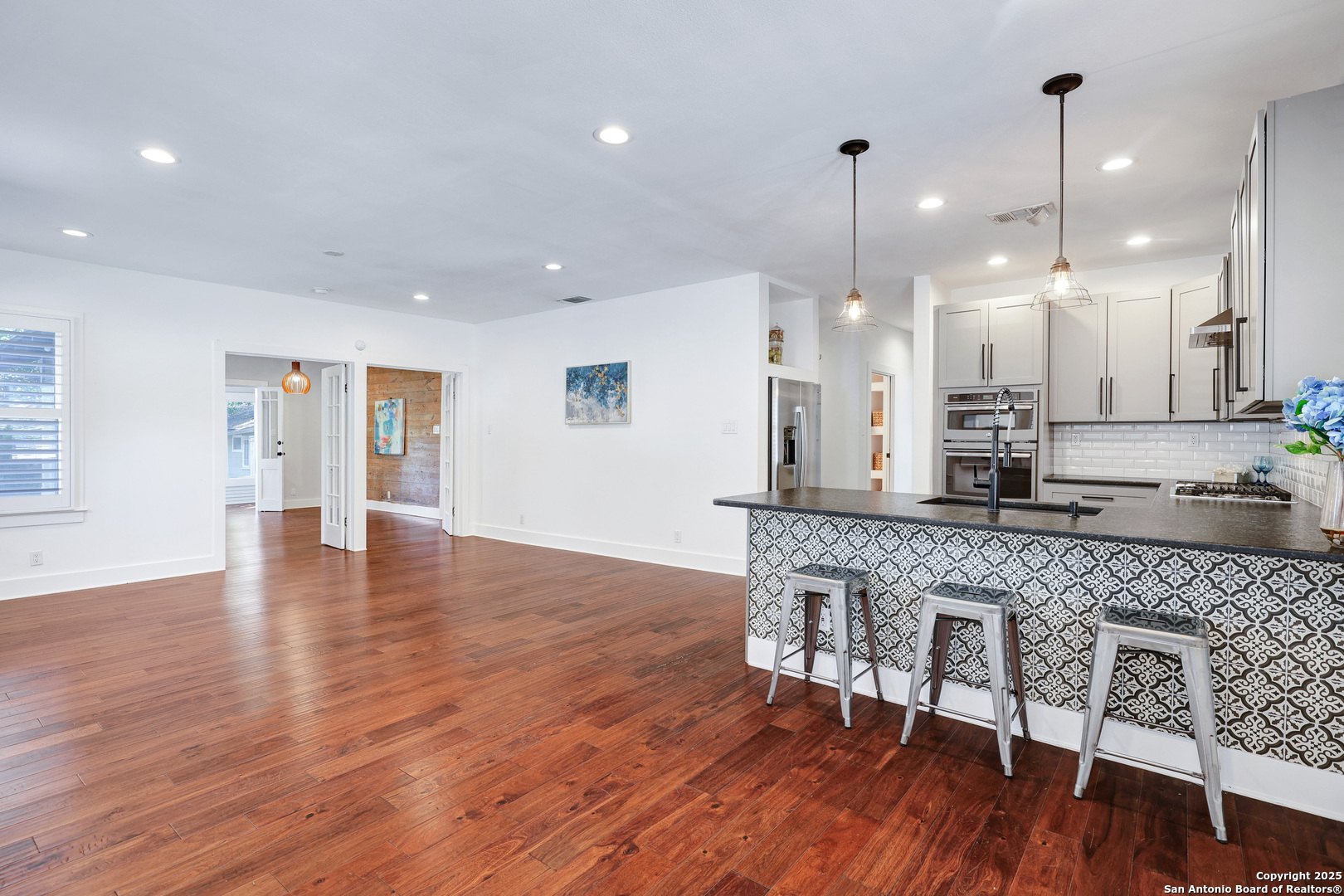 118 Routt Street Alamo Heights, TX 78209 - Photo 19 of 66