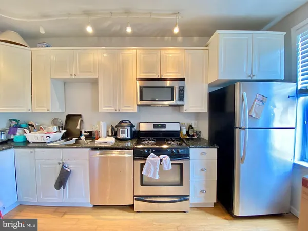 $1,900 | 1934 North 7th Street, Unit 3, Philadelphia, PA 19122