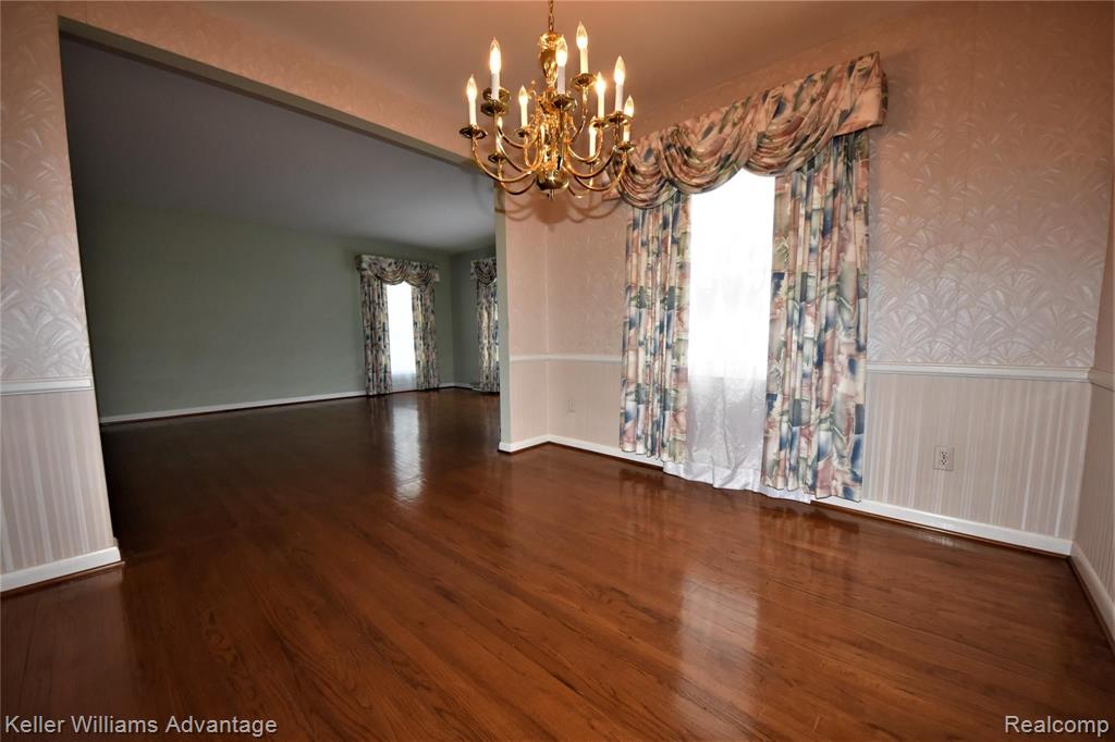 26137 Middlebelt Road Farmington Hills, MI 48334 - Photo 7 of 21