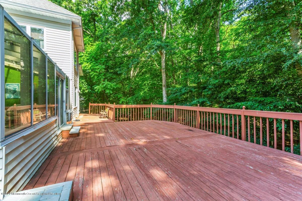 11 Clover Hill Road Colts Neck, NJ 07722 - Photo 11 of 39 68-11ClovereHillRd_068