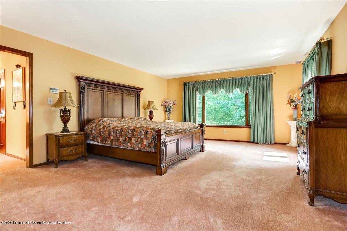 11 Clover Hill Road Colts Neck, NJ 07722 - Photo 29 of 39 44-11ClovereHillRd_044