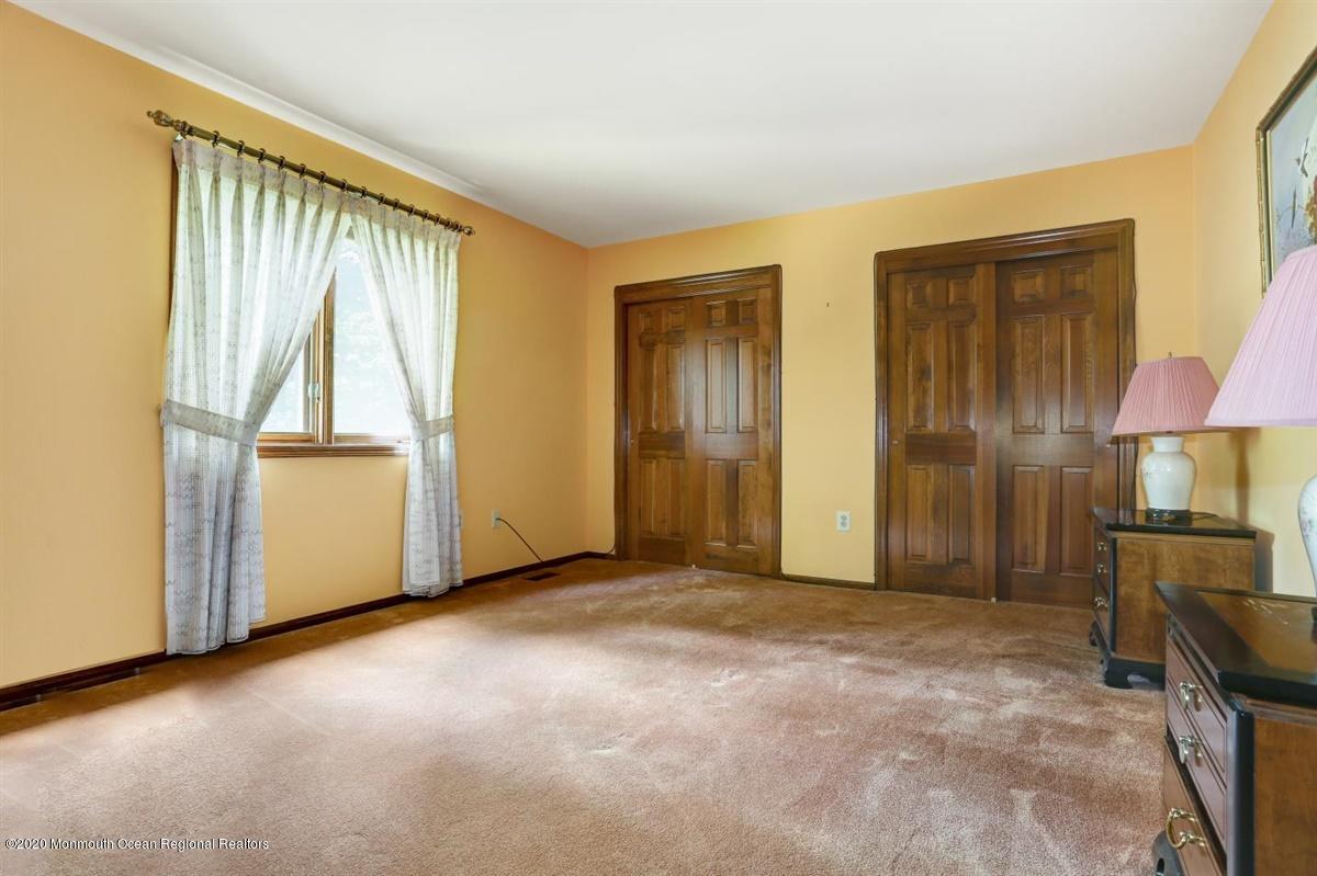 11 Clover Hill Road Colts Neck, NJ 07722 - Photo 30 of 39 50-11ClovereHillRd_050