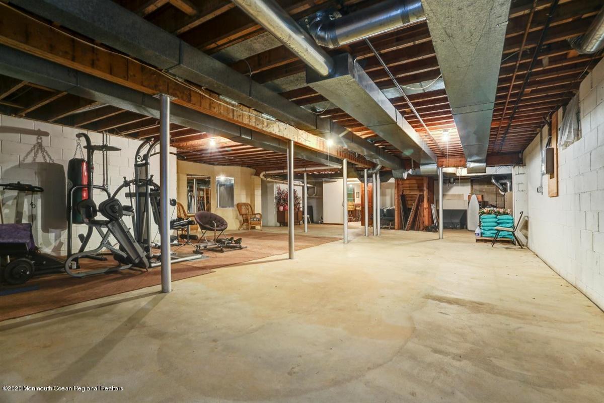 11 Clover Hill Road Colts Neck, NJ 07722 - Photo 38 of 39 65-11ClovereHillRd_065