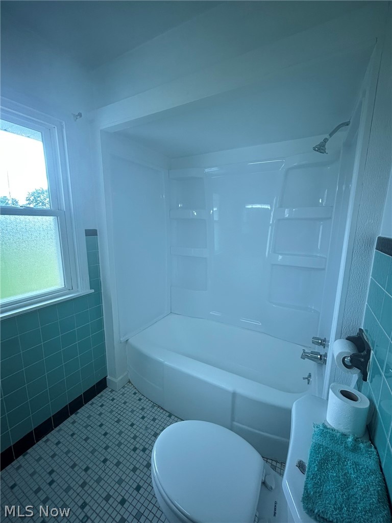 2569 Johnny Cake Road Southeast Warren, OH 44484 - Photo 27 of 39