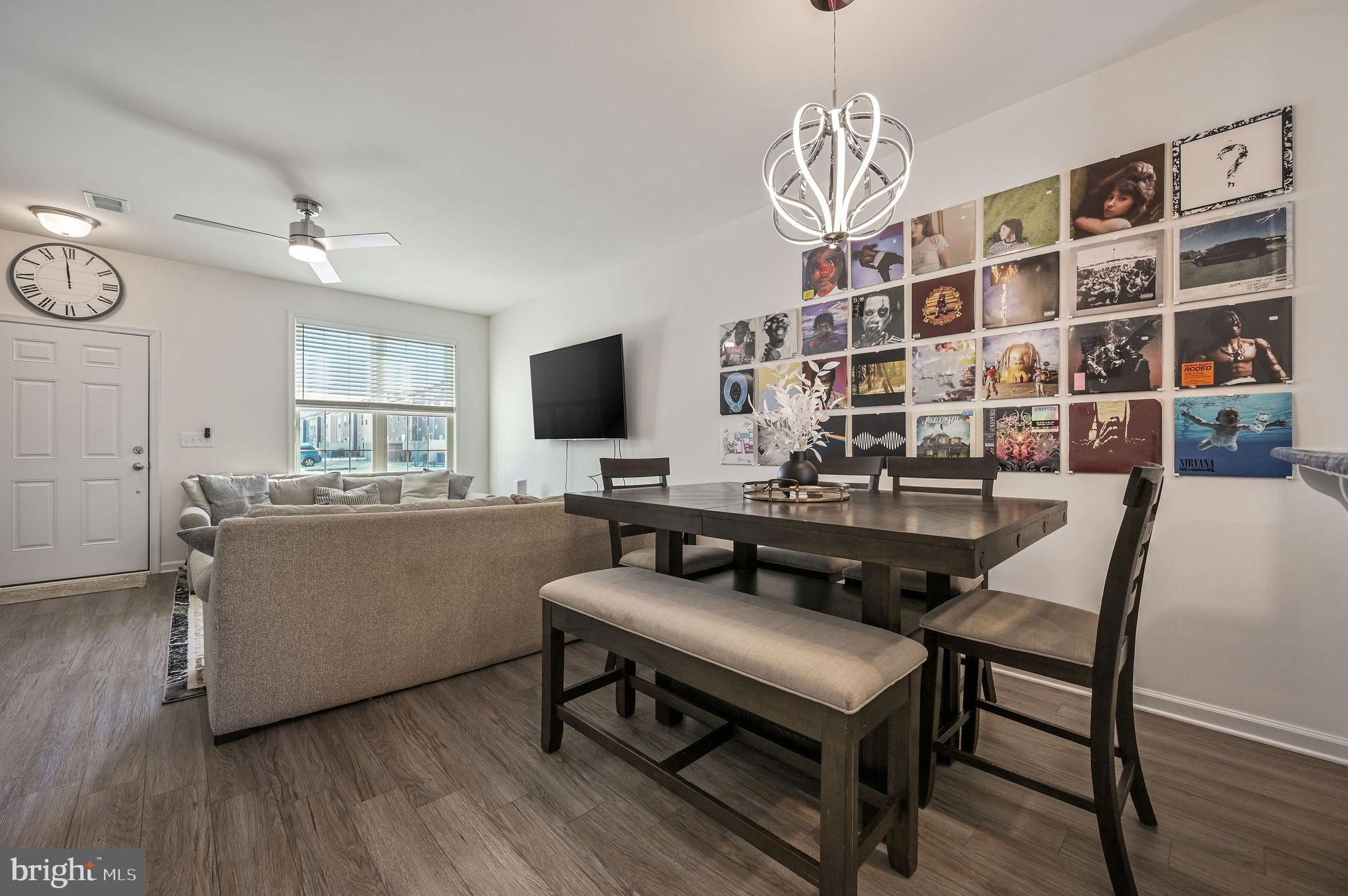 706 Ruth Way Dover, DE 19904 - Photo 9 of 23 Dinning room