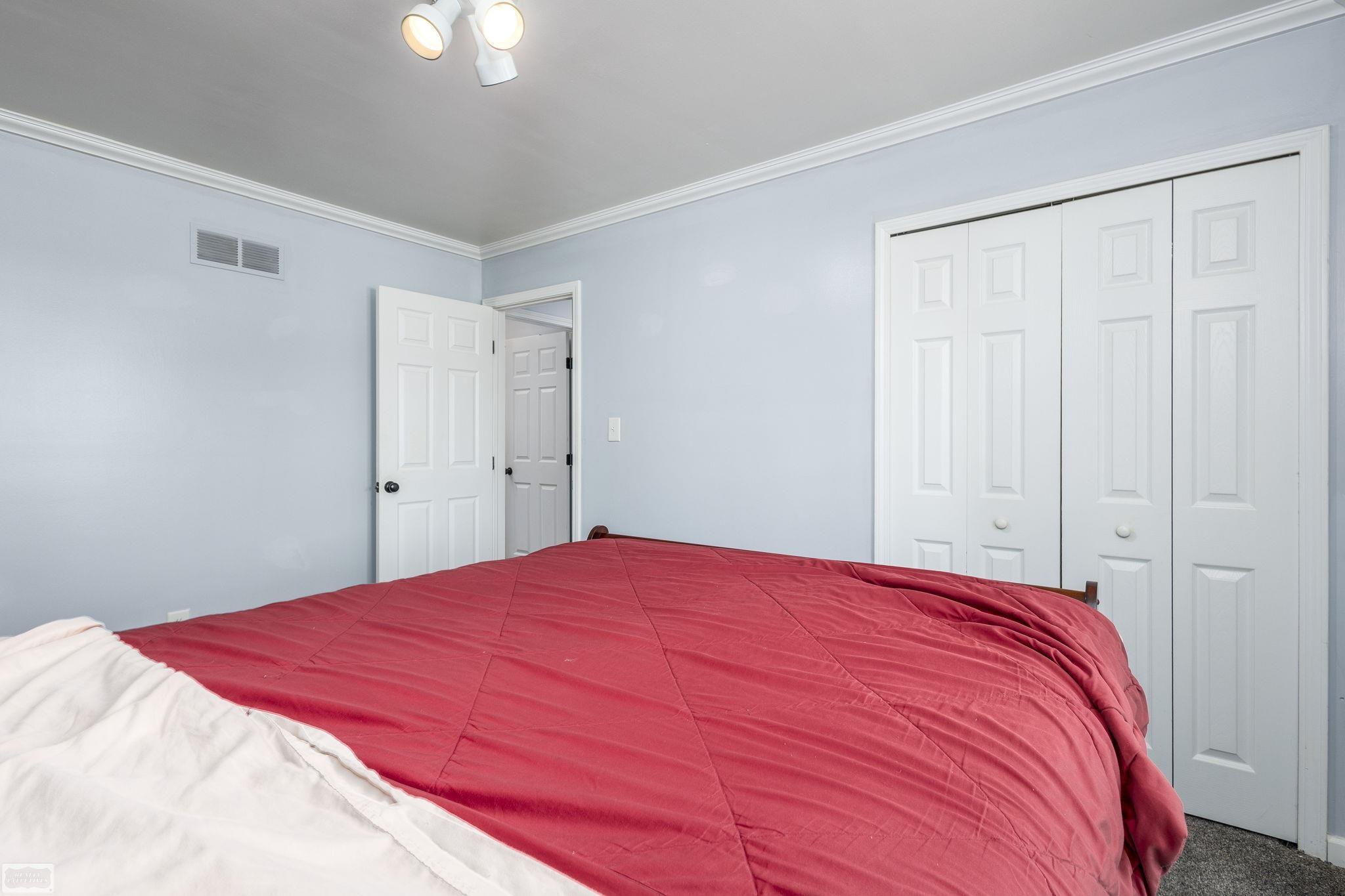 35328 Riebel Clinton Township, MI 48035 - Photo 30 of 33 Gallery Image 30