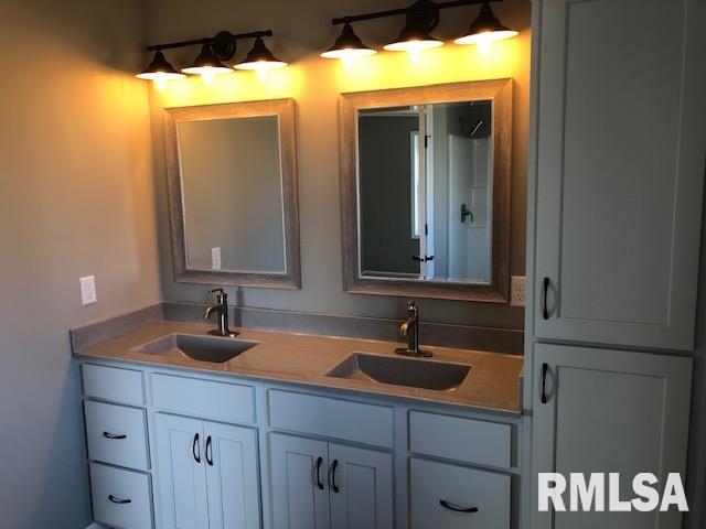 621 Rock Point Road Colona, IL 61241 - Photo 12 of 22 Gallery Image 12