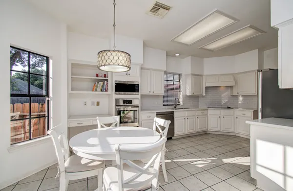 $499,000 | 23119 Fairvine Park Drive, Katy, TX 77494