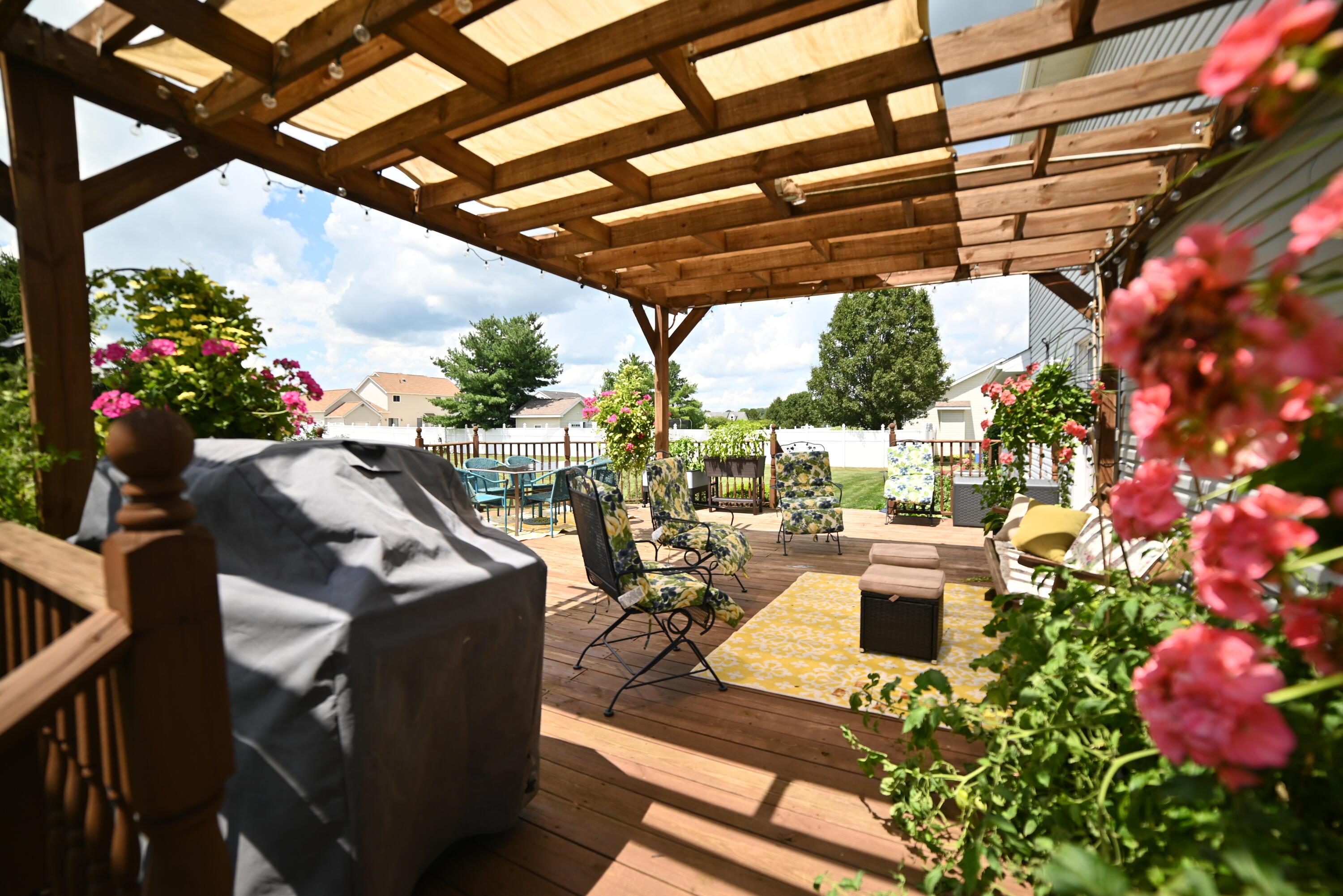 3305 Gooding Road Marion, OH 43302 - Photo 48 of 85 Deck pergola view