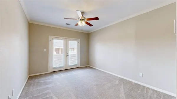 $1,975 | 2003 Harvey Mitchell Parkway South, College Station, TX 77840