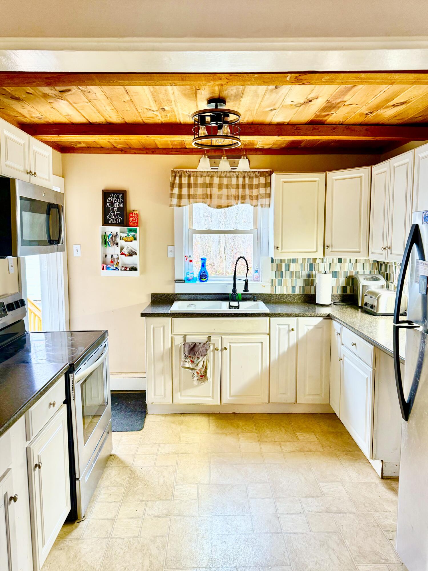 14 Pinkham Street Lincoln, ME 04457 - Photo 13 of 55 Kitchen