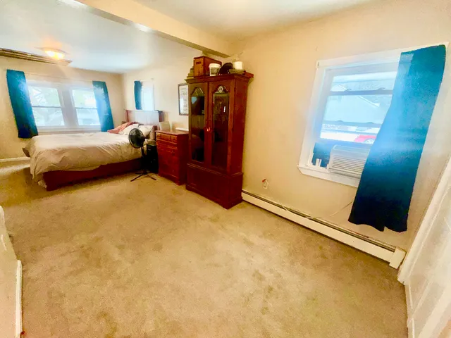 $159,900 | 14 Pinkham Street, Lincoln, ME 04457