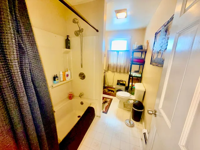 $159,900 | 14 Pinkham Street, Lincoln, ME 04457