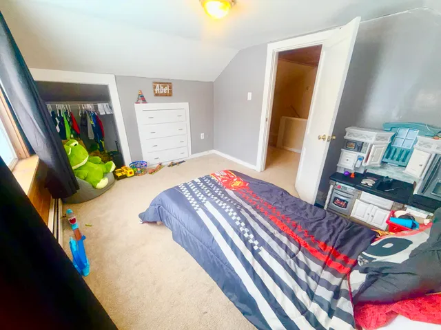 $159,900 | 14 Pinkham Street, Lincoln, ME 04457