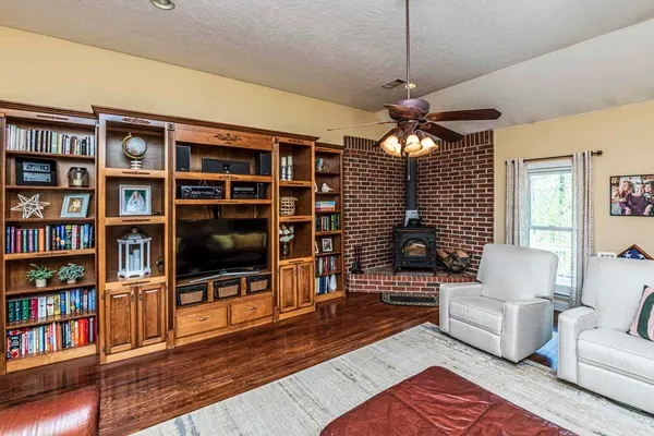 $510,000 | 199 Jacquelyn Drive, Drummonds, TN 38023