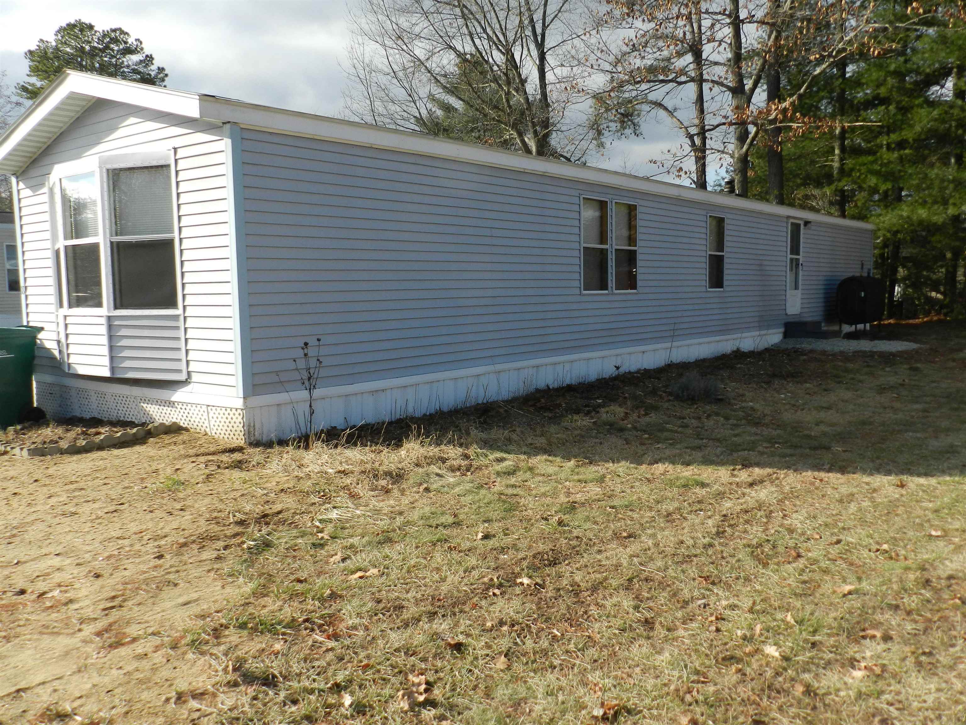 18 D'Amours Avenue Rochester, NH 03839 - Photo 4 of 12
