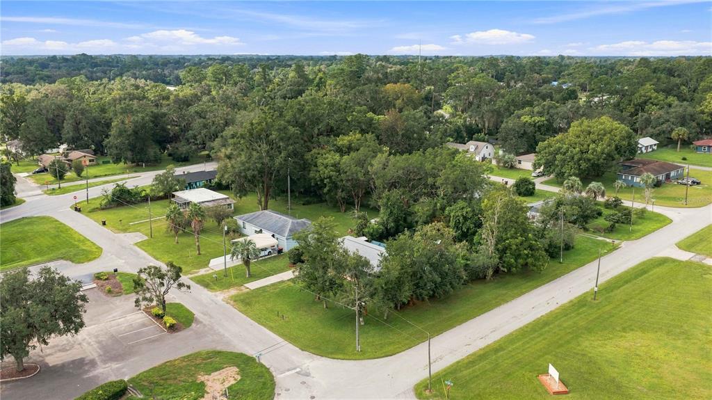 5708 Southeast Palm Road Belleview, FL 34420 - Photo 28 of 31 Gallery Image 28