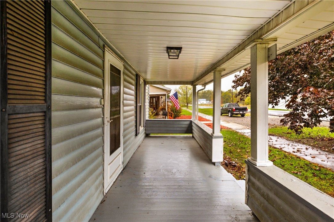 7529 State Line Burghill, OH 44404 - Photo 3 of 23 View of covered porch