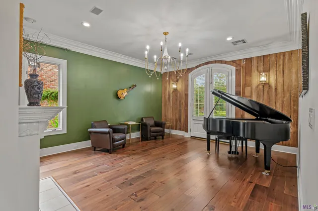 $899,000 | 18934 East Pinnacle Circle, St. George, LA 70810