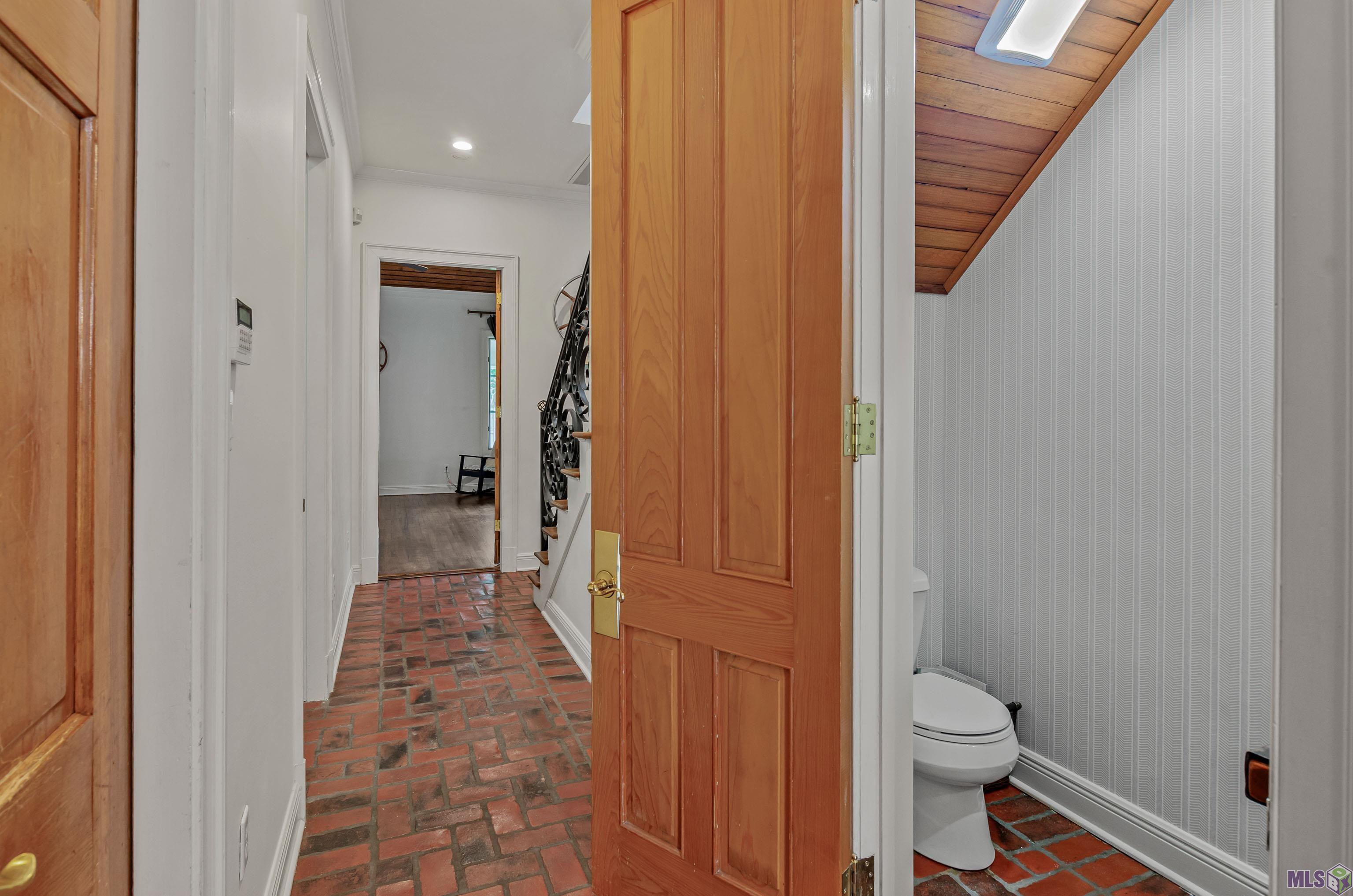 18934 East Pinnacle Circle St. George, LA 70810 - Photo 17 of 40