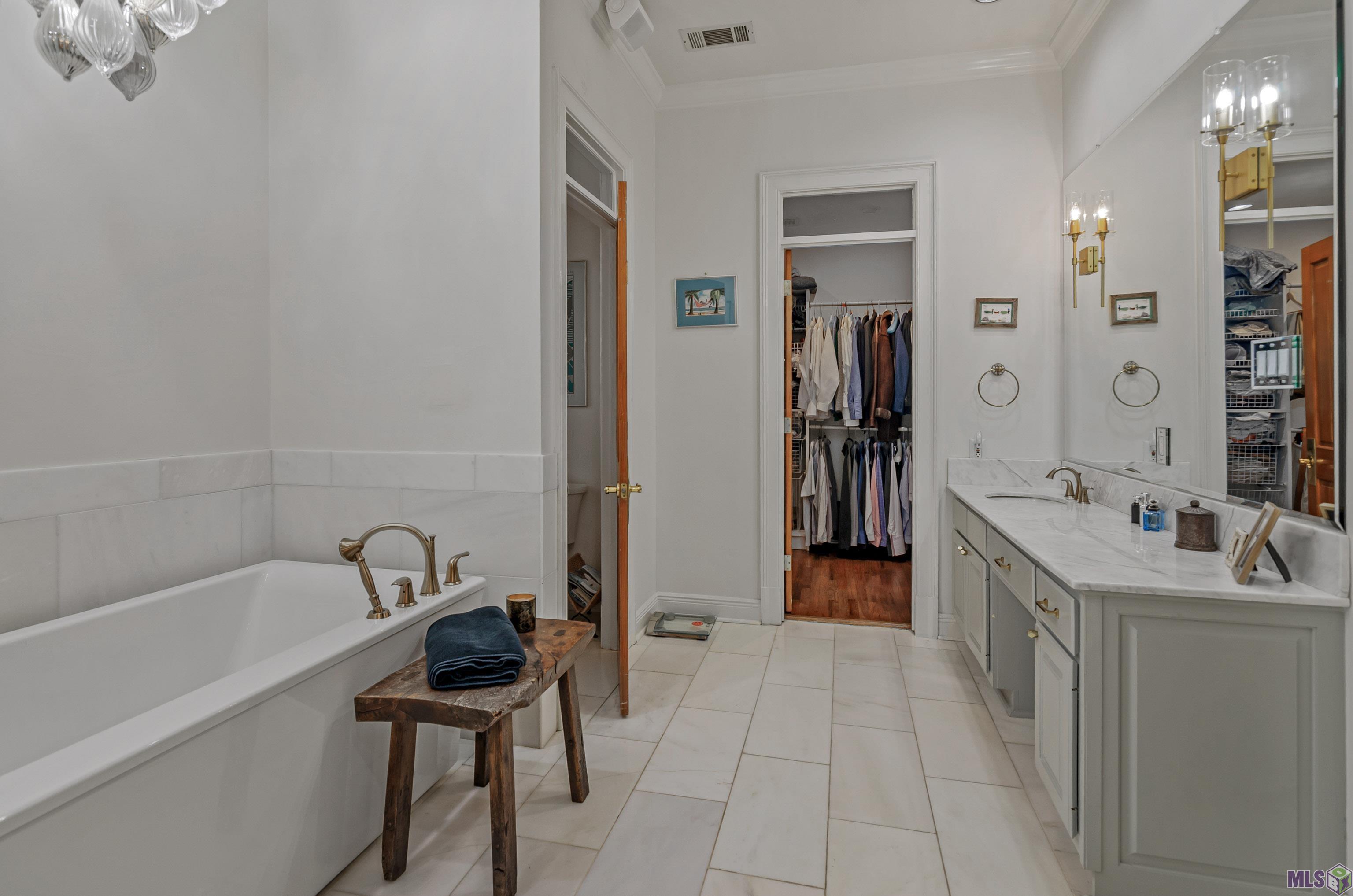 18934 East Pinnacle Circle St. George, LA 70810 - Photo 22 of 40