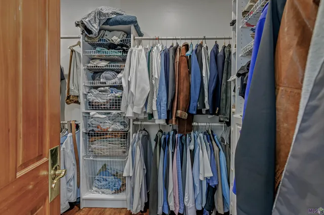 $899,000 | 18934 East Pinnacle Circle, St. George, LA 70810