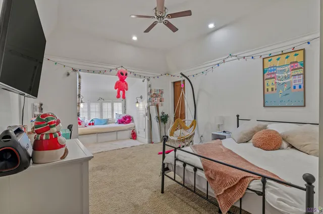 $899,000 | 18934 East Pinnacle Circle, St. George, LA 70810