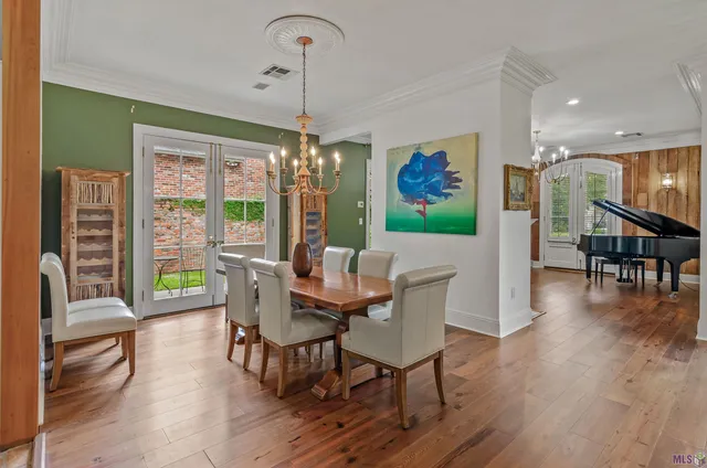 $899,000 | 18934 East Pinnacle Circle, St. George, LA 70810