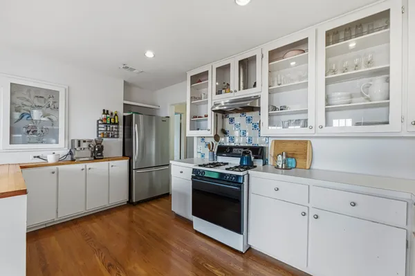 $1,250,000 | 3100 Harris Boulevard, Austin, TX 78703