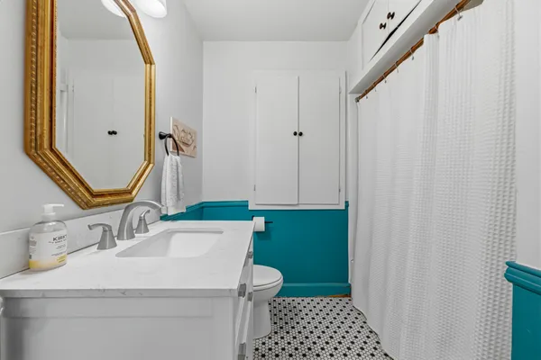 $1,250,000 | 3100 Harris Boulevard, Austin, TX 78703