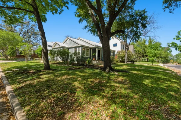 $1,250,000 | 3100 Harris Boulevard, Austin, TX 78703