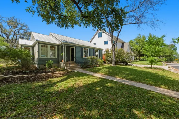$1,250,000 | 3100 Harris Boulevard, Austin, TX 78703