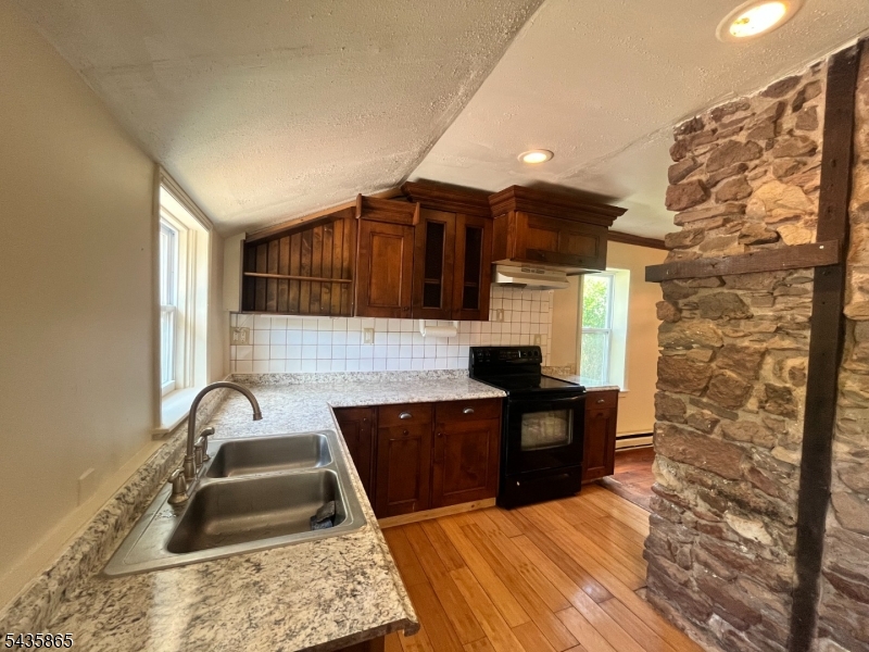 80 Little York Mt Pleasant Road Milford, NJ 08848 - Photo 15 of 24