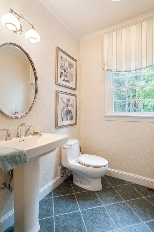 16 Falcon Ridge Drive Hopkinton, MA 01748 - Photo 20 of 41 Gallery Image 20