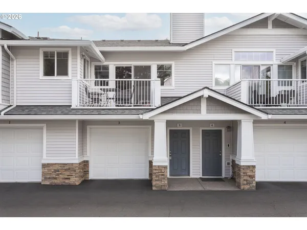 $319,000 | 13682 Southwest Hall Boulevard, Unit 3, Portland, OR 97223