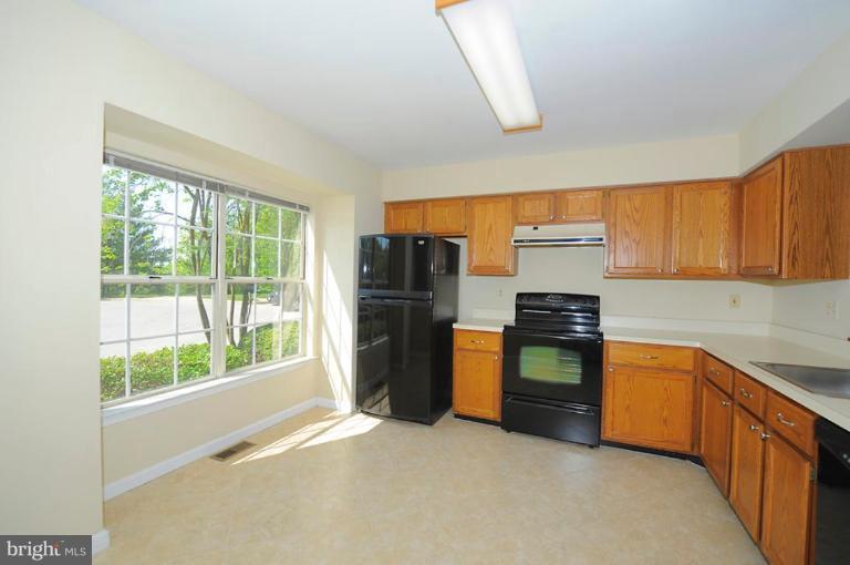 8768 Ruppert Court Ellicott City, MD 21043 - Photo 2 of 14 Kitchen